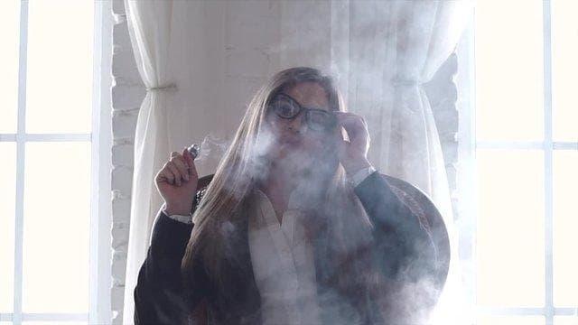 e-dym y e-dym frente a los cigarrillos electronicos mas dañinos del mercado - riesgos reales, mitos y alternativas seguras