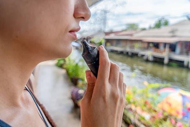 Guía práctica y análisis de ibvape 35000 Züge y cigarrillos electronicos estudios con resultados sobre autonomía, sabor y riesgos