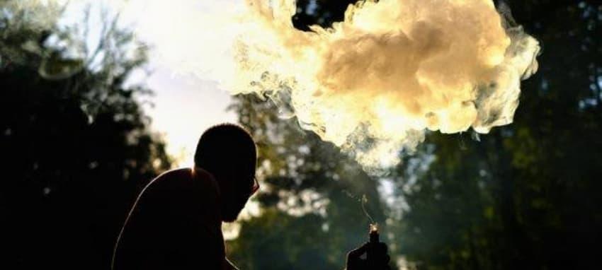 Vape y tendencias 2025 descubre por qué el cigarrillo electronico o vaper está revolucionando el mercado y cómo elegir tu Vape ideal