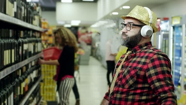 12000 Züge Vapes en prueba 2025, novedades y guía para comprar los mejores cigarrillos electronicos pluma