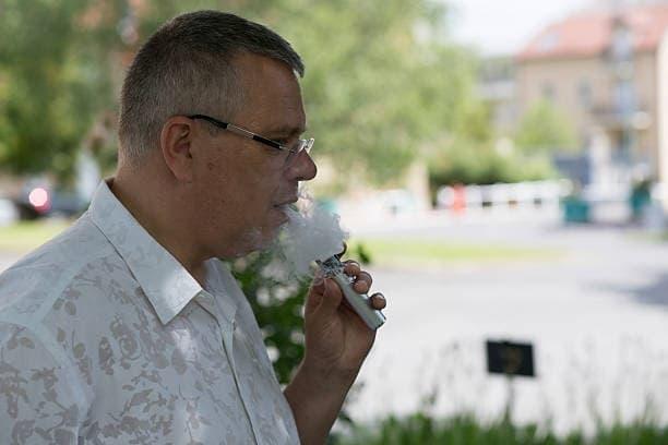 Descubre Vape y más accesorios para cigarrillos cachimbas electrónicos en las mejores ofertas de <a href=