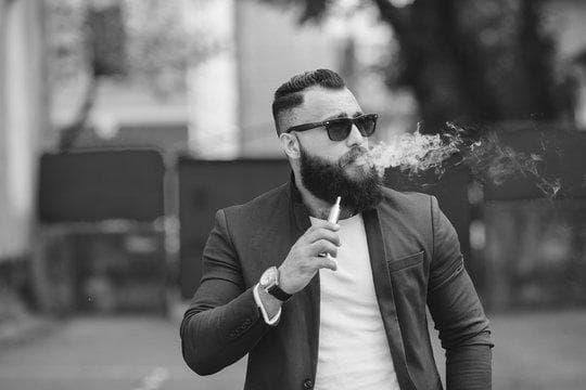 Guía práctica de IBvape e-papierosy y cigarrillo electronico vaper para elegir modelos, accesorios y mantenimiento